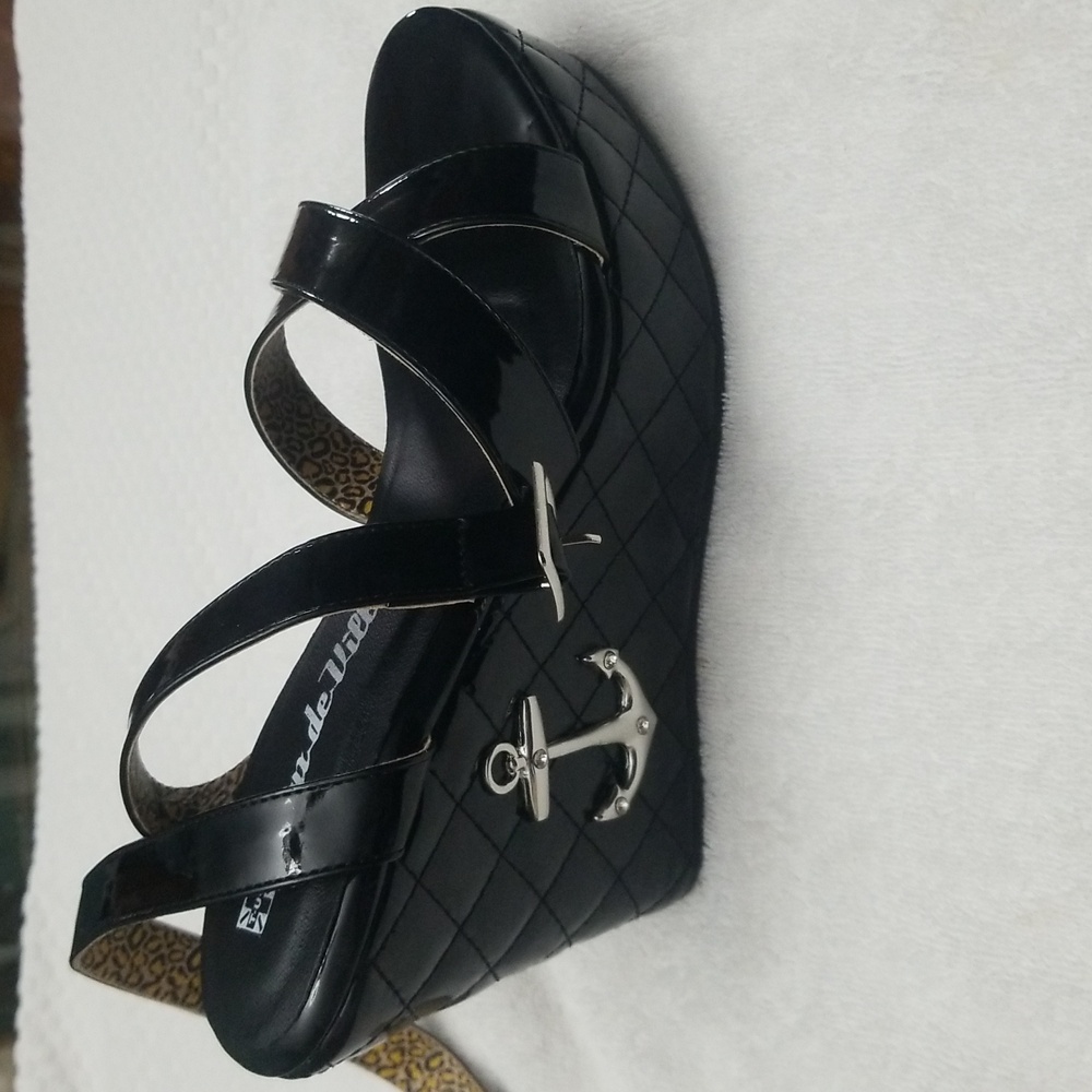 TUK Lux de Ville Platform